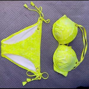 Victoria’s Secret Bikini